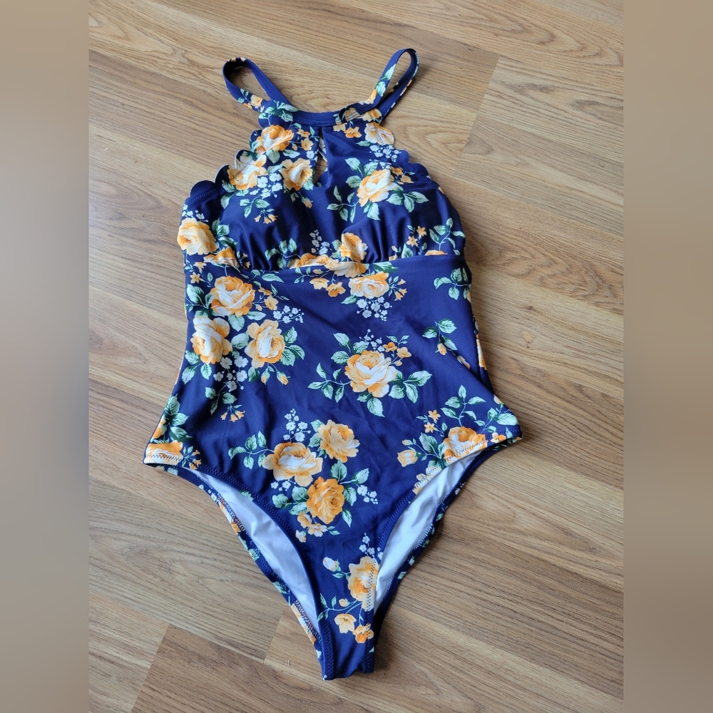 Cupshe Navy One-Piece Swimsuit with Yellow Floral Print - Picture 4 of 8